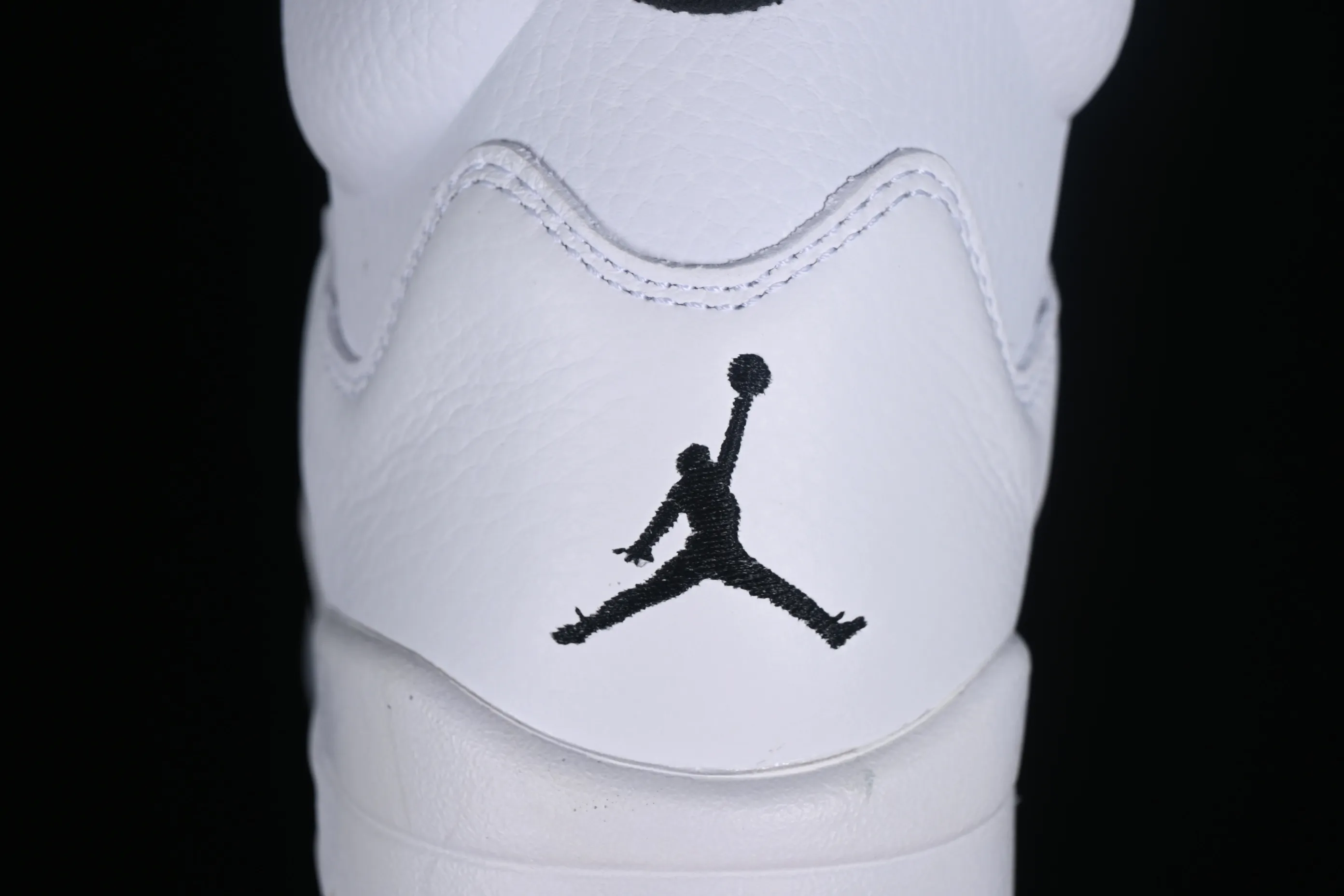 All categories Air Jordan Jordan series basketball shoes Air Jordan 5 Air Jordan 5 Retro AJ5 Joe 5 white black DD0587-110